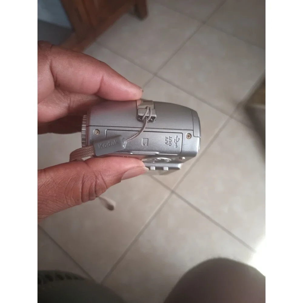KODAK C340 EasyShare 5.0MP Silver Digital Camera CA